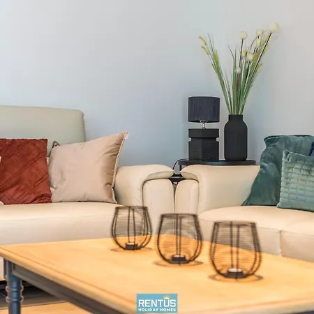 Sol I Mar - Located In The Heart Of Westende