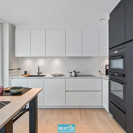 Sol I Mar - Located In The Heart Of Westende