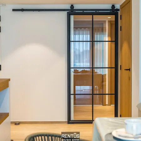 Sol I Mar - Located In The Heart Of Westende *