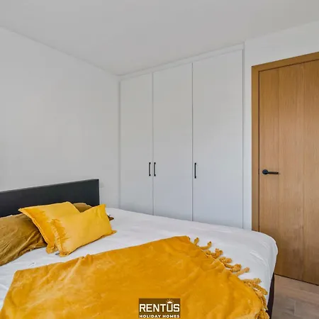 Sol I Mar - Located In The Heart Of Westende *